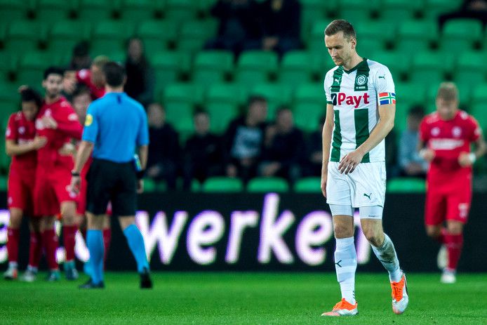 Chaotisch FC Groningen skipt training en gaat met elkaar praten