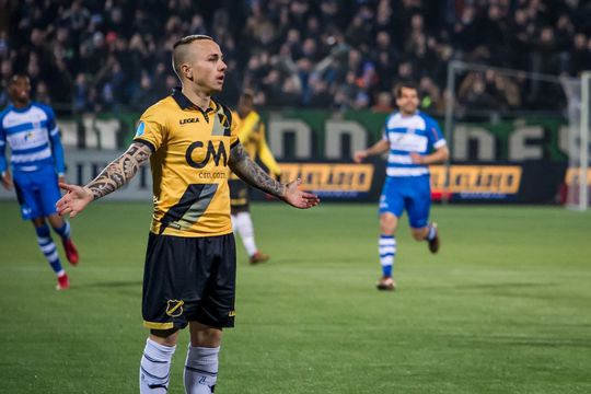 PSV wilde NAC-back Angeliño graag hebben: 'Maar die moet 10 tot 15 miljoen kosten'