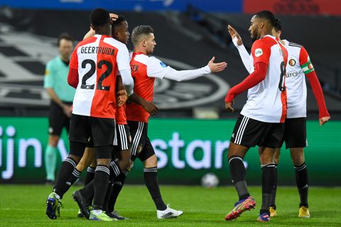 Feyenoord boekt moeizame zege op Heracles, maar voegt zich wel bij laatste 8 in beker