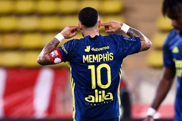 Memphis Depay breekt met management: 'Tijd dat ik de controle over mijn carrière neem'