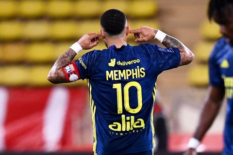 Memphis Depay breekt met management: 'Tijd dat ik de controle over mijn carrière neem'