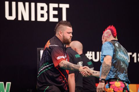 Peter Wright en Michael Smith verloren bij hun WK-debuut allebei van een Nederlander