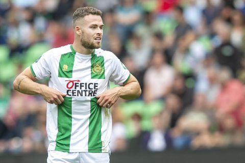 Dit was volgens de KNVB om 23.53 uur de allerlaatste transfer van de Eredivisie