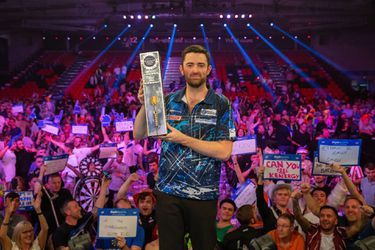Luke Humphries wint met World Grand Prix allereerste major