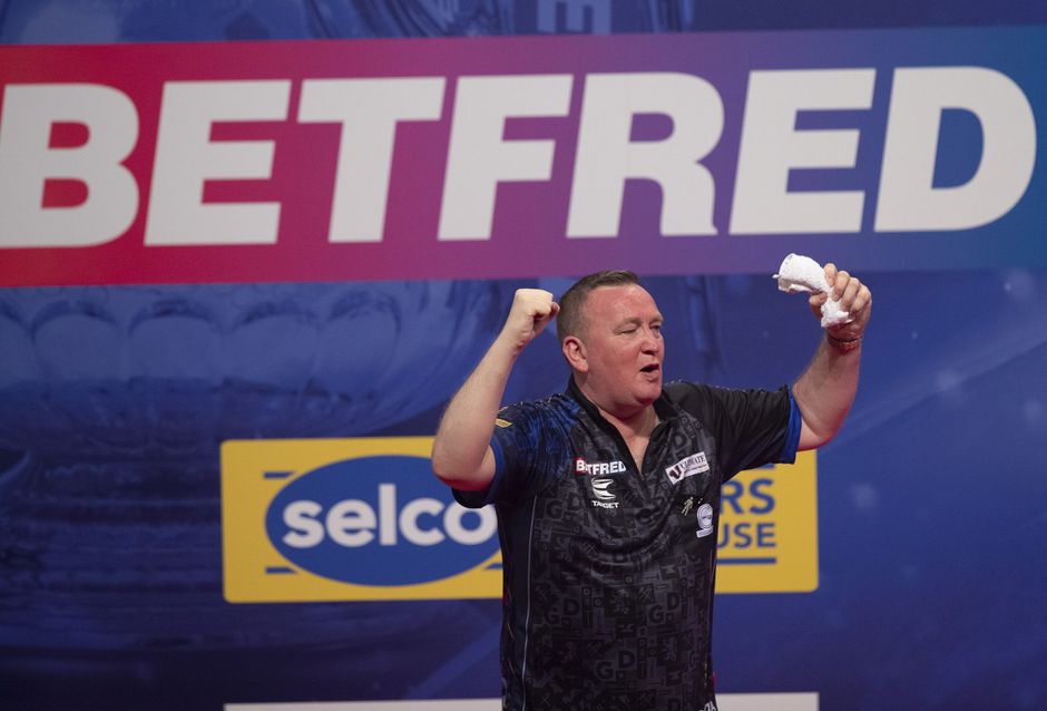 Van Gerwen verliest 'Battle of the Champions' van Durrant op World Matchplay