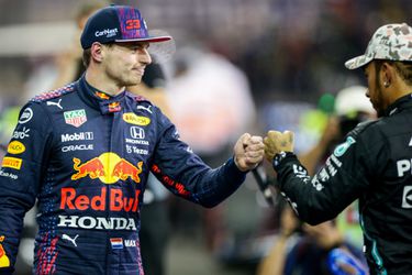 Bookies kiezen alsnog voor Lewis Hamilton als winnaar in Abu Dhabi