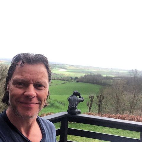 Belgische wielrencoach misbruikte wielrensters en is nu 3 jaar geschorst: 'Hij wilde altijd knuffelen voor ik naar bed ging'