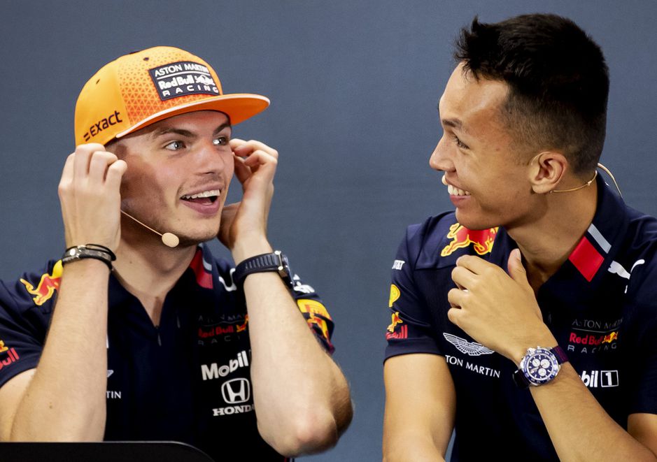Verstappen was al effe op de hoogte van stoeltjeswissel: 'Kwam voor mij niet als een verrassing'