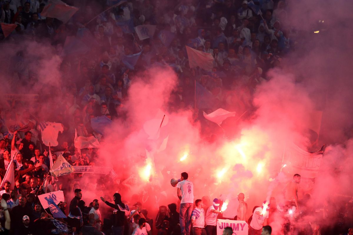 UEFA onderzoekt vervelende fans van Atlético en Marseille