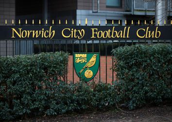 Ondanks kritiek blijft Norwich beroep doen op noodfonds: 'In het belang van club en personeel'