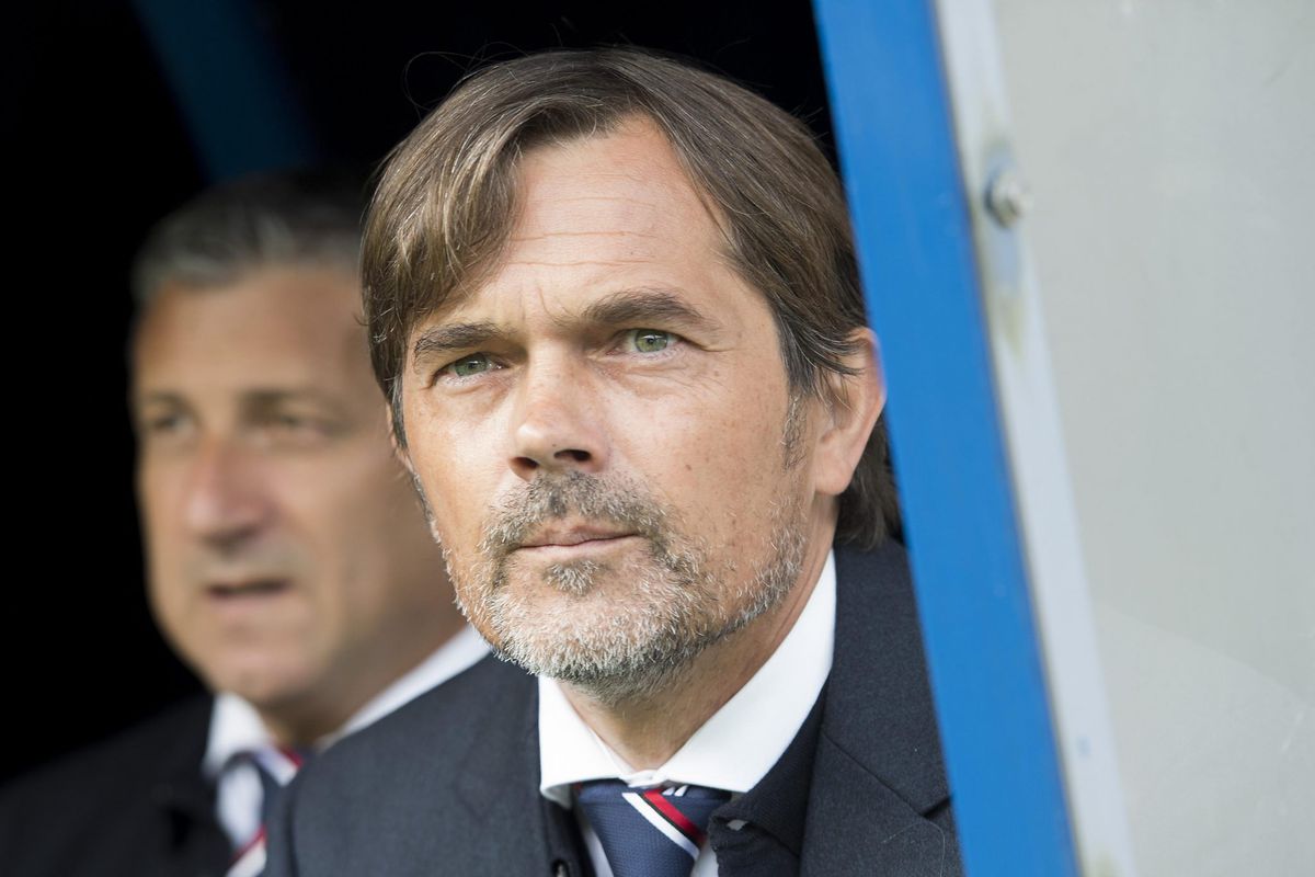 Cocu wil dat PSV niets laat liggen voor kraker: 'Niet meegaan in alle euforie'