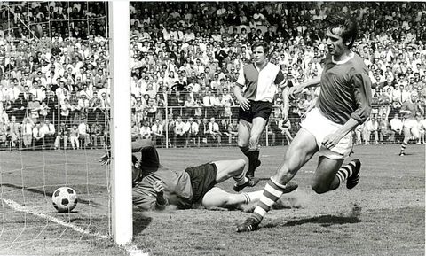 Deze records staan nog altijd op naam van Willy van der Kuijlen en zullen waarschijnlijk nooit meer verbroken worden