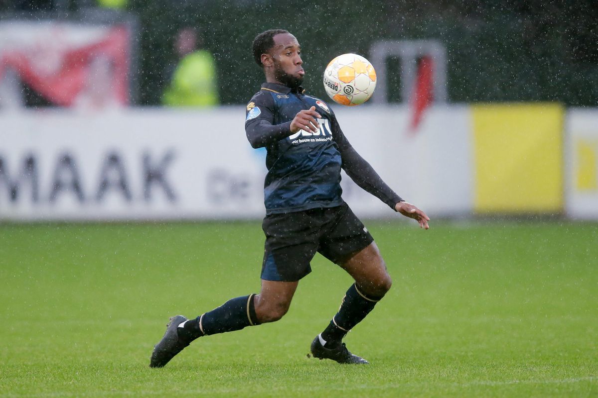 Vurnon Anita zet loopbaan voort in Bulgarije