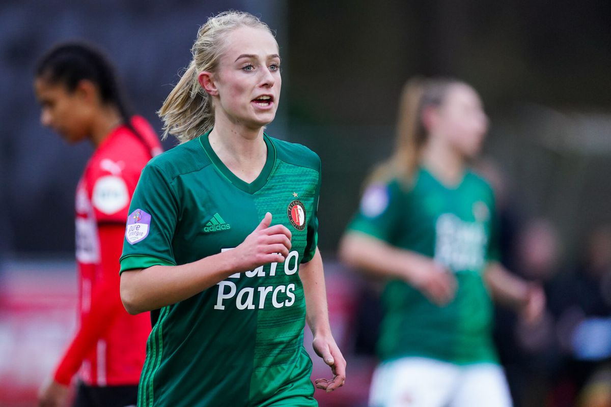 Feyenoord Vrouwen wint met minimale cijfers en is gedeeld koploper