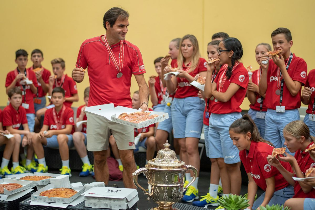 Federer trekt zich vlak voor wedstrijd in Parijs terug