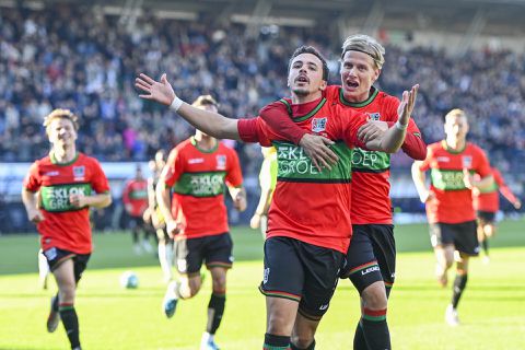 NEC wint comfortabel van RKC na vroege rode kaart Bel Hassani