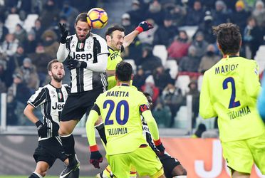 Higuaín leidt Juve langs Bologna