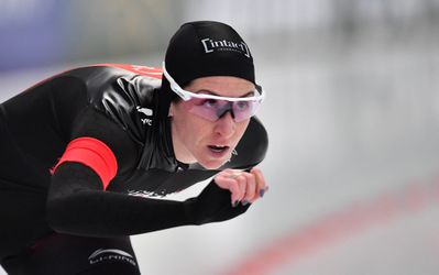 Ivanie Blondin wint massastart Nagano, Schouten was afwezig