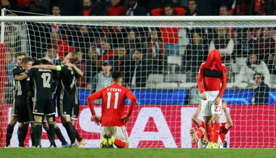 Benfica gooit Champions League-artikelen met 50% korting de deur uit na 1-1 tegen Ajax