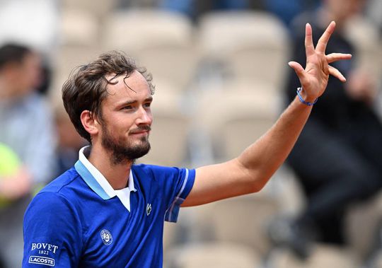 Daniil Medvedev slaat op Roland Garros alle twijfels en twijfelaars van zich af