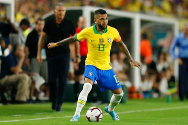 Dani Alves ontbreekt bij Brazilië voor komende WK-kwalificatieduels