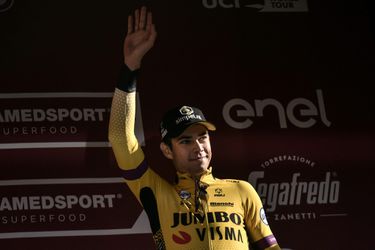 Van Aert voelt geen druk: 'Ben veel rustiger dan vorig jaar'