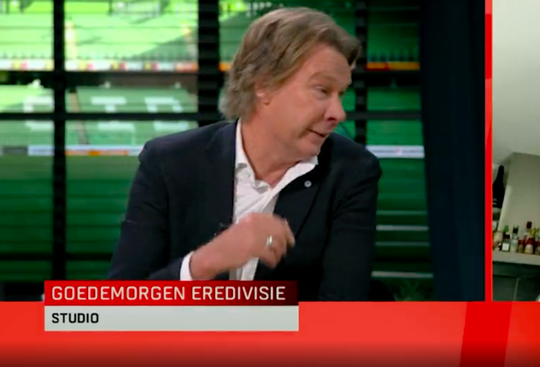 😂 | Hans Kraaij jr. mag vraag niet stellen en wordt boos: 'Krijg de kolere, ben koffie halen!'