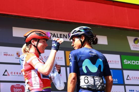 🎥 | Vuelta: Van Vleuten houdt stand, moet zondag finishen om te winnen