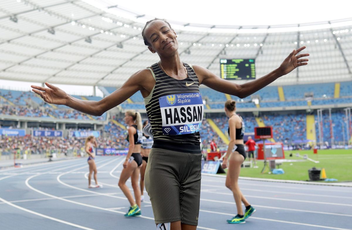 AU! Sifan Hassan verstapt zich 2 keer, komt bijna ten val en wordt 4e op 3000 meter in Lausanne