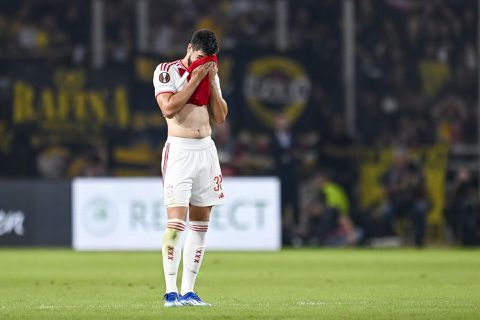 Verdediging van gatenkaas: pijnlijke Europa League-statistiek legt probleem bij Ajax bloot