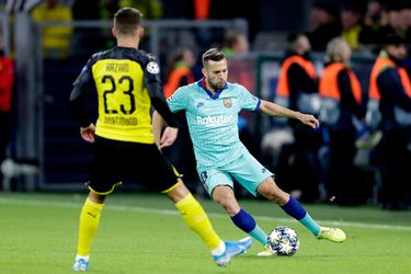 Jordi Alba houdt hamstringblessure over aan duel in Dortmund