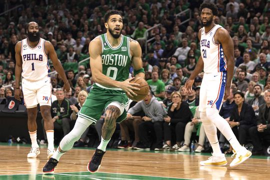 Geniale Jayson Tatum helpt Boston Celtics naar oostelijke finale in NBA Playoffs