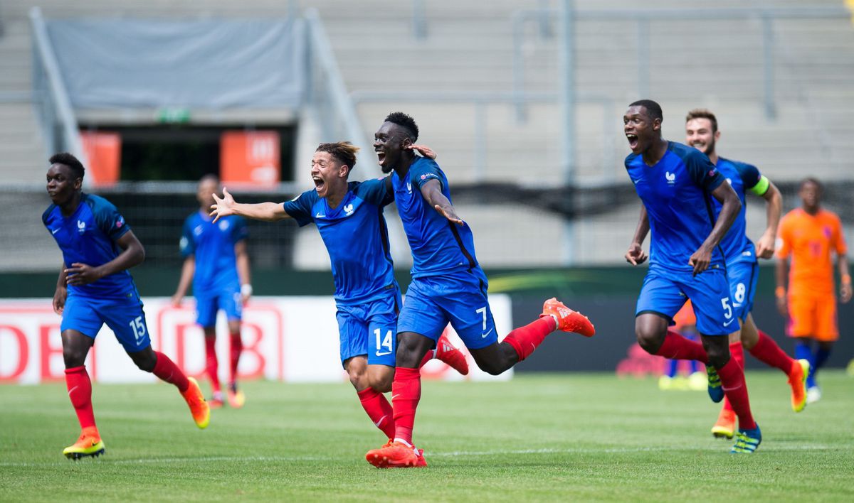 Frankrijk vermorzelt Oranje Onder 19 op EK