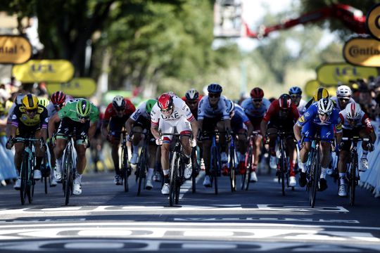De samenvatting van de 4e etappe van de Tour de France (video)