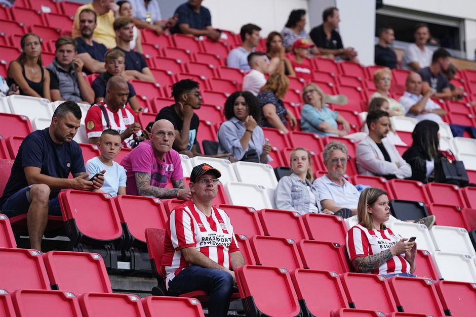 PSV wil wedstrijd tegen FC Groningen eerder spelen in verband met avondklok voor fans