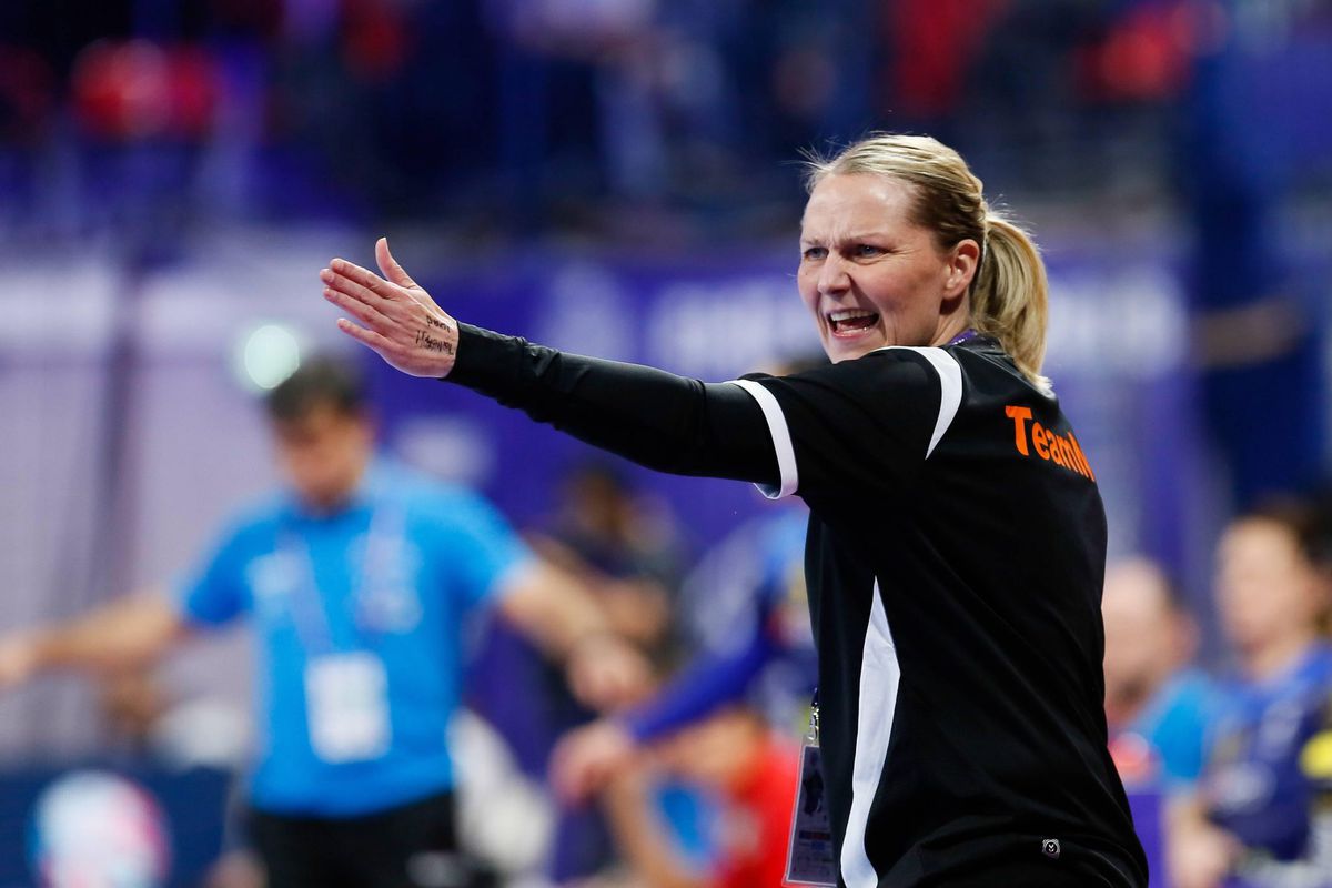 Nederlandse handbalbond wil  tot Tokio 2020 door met succescoach Helle Thomsen