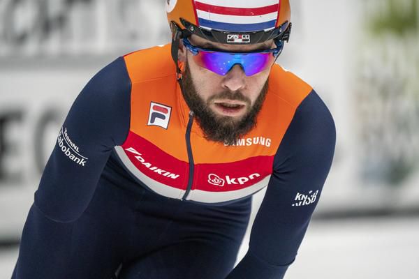 Coronabesmetting in shorttrackploeg: Sjinkie Knegt mag niet meedoen