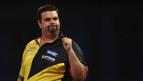 The German Giant verplettert The Magpie: Gabriel Clemens wint van William O'Connor