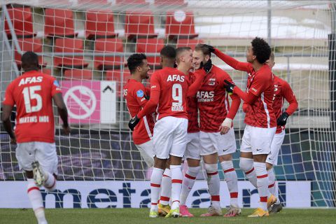 AZ profiteert - ondanks goal Schøne - maximaal van misstap PSV