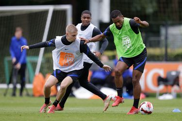 Quinten Timber trainde zondagochtend mee met het 'grote' Oranje