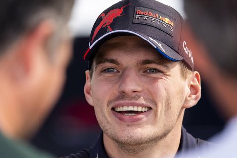 Max Verstappen vierde klein feestje na 2e wereldtitel: 'Leuk diner samen met vrienden en naasten'