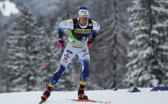 Pijnlijk! Penis van Zweedse langlaufer bevriest tijdens wedstrijd in ijskoud Finland