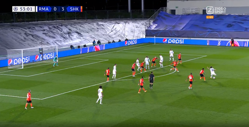 🎥 | Modric begint aan comeback van Real tegen Shakhtar: poeier van 25 meter in de kruising