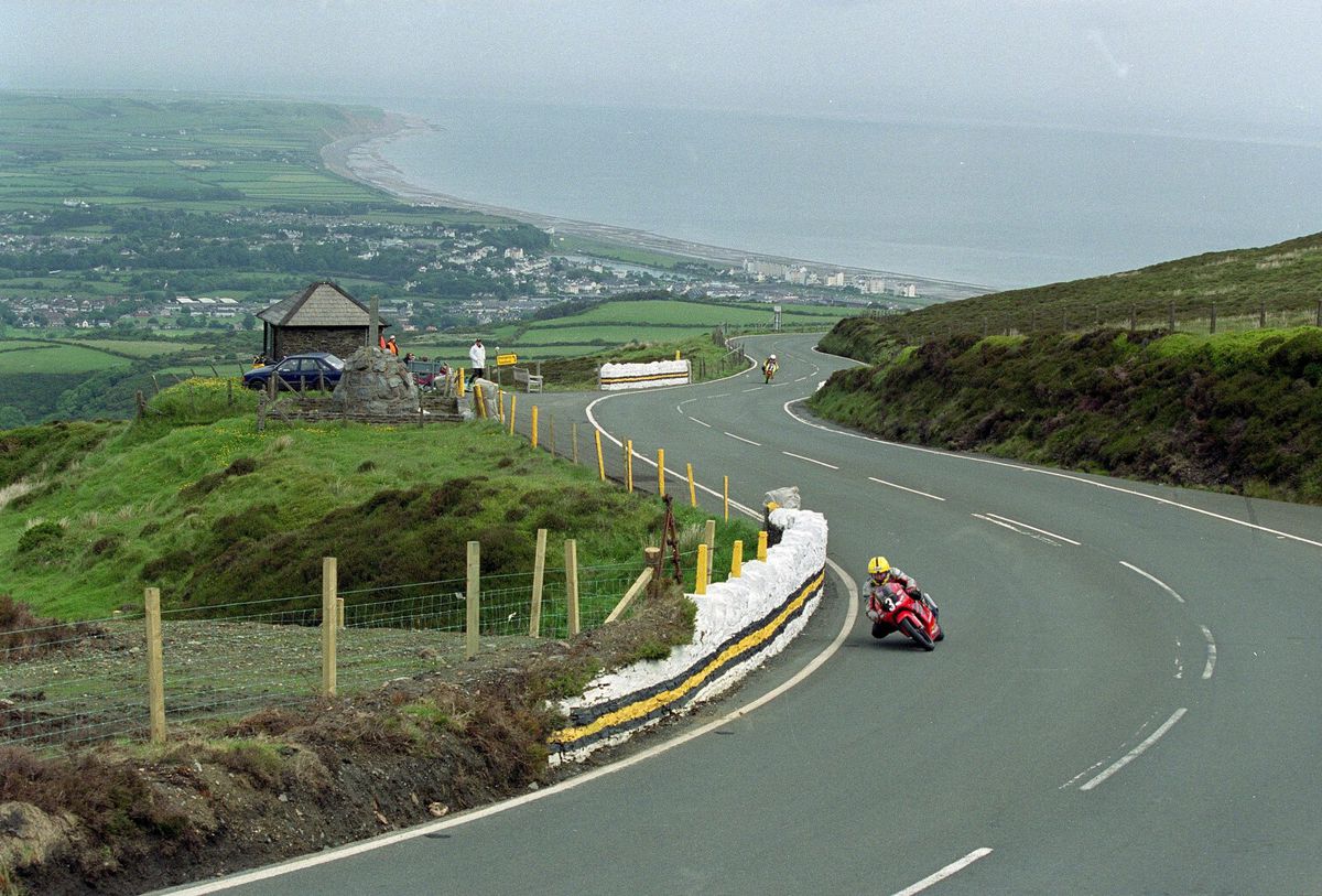 Isle of Man TT eist opnieuw een leven: 26-jarige debutant overleeft race niet