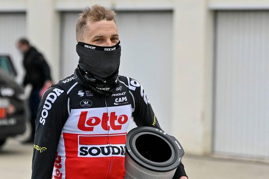🎥 | Tim Wellens pakt dagzege na fraaie solo en leidt in de Ster van Bessèges