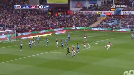 BOEM! McGinn maakt zieke wereldgoal voor Aston Villa (video)