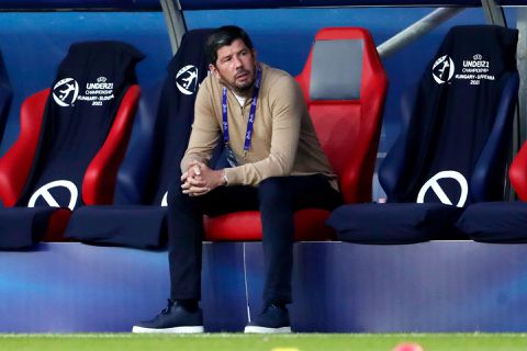 Dit is waarom Jong Oranje in een 4-2-2-2 opstelling speelt