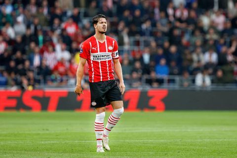 Dumfries gaat deze zomer weg: Van Ginkel is weer aanvoerder van PSV