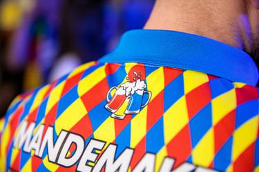 📸 | RKC presenteert het carnavalsshirt voor dit seizoen met Michiel Kramer in de hoofdrol