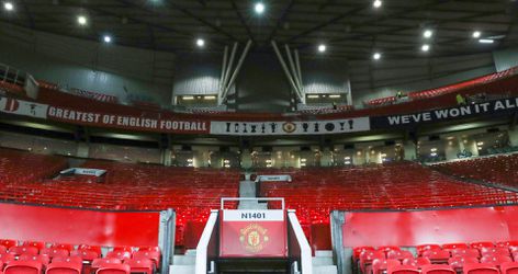 😂 | Manchester United wijzigt Twitterbio na kritiek van eigen fan: 'Deze club is een rotzooi'